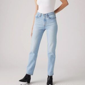 Levi’s Wedgie Straight Light Blue NWOT NEVER WORN